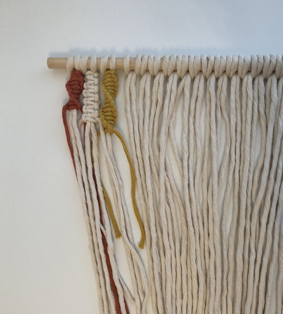 how_to_make_a_diagonal_macrame_wallhanging_step-5.jpg?sw=554&q=85