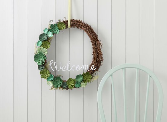 welcome_wreath-blog1.jpg?sw=554&q=85