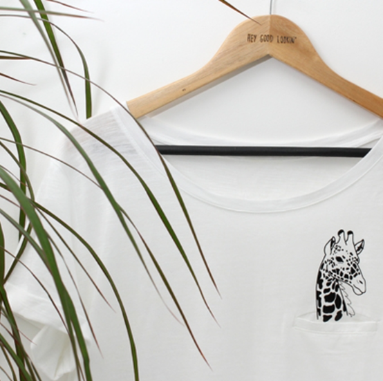 cricut-iron-on-giraffe-tshirt.png?sw=554&q=85