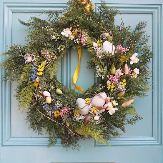 Everlasting%20Easter%20Wreath.jpeg?sw=554&q=85