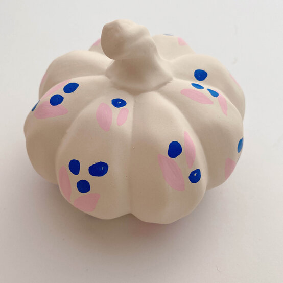 idea_ceramic-painted-pumpkins_2.jpg?sw=554&q=85
