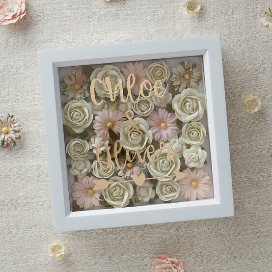 paper-flower-box-frame_sq.jpg?sw=554&q=85