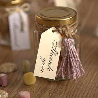 How to Make Wedding Favour Jars