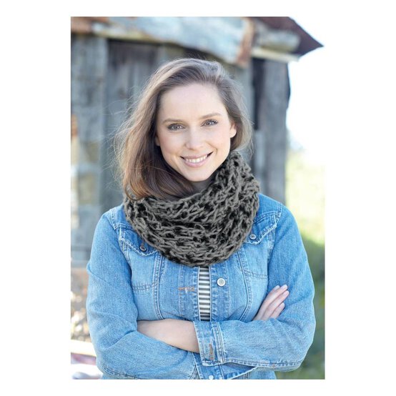 FREE PATTERN Knit a Sirdar Snood Pattern image number 1