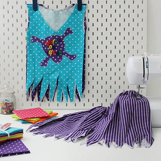 How to Sew a Pirate Costume image number 1