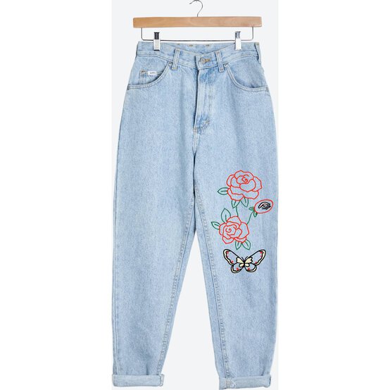 FREE PATTERN DMC Lover's Eye Plant Embroidery 0253 image number 3