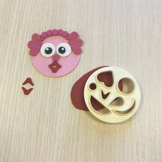 FMM Mix 'n' Match Funny Face Cutter image number 6