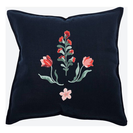 FREE PATTERN DMC Red Wallflower Embroidery 0214 image number 2