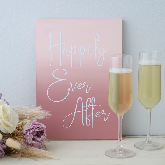 How to Make a Celebration Sign with Vinyl image number 1