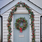 Top Tips for Making Christmas Door D&eacute;cor image number 1