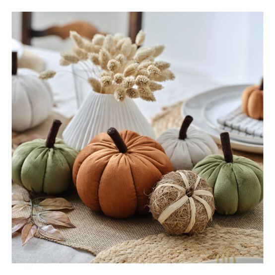 Rust Plush Pumpkin 9cm image number 2