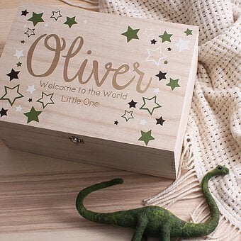 Cricut: How to Make a New Baby Keepsake Box