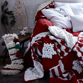 How to Crochet a Loop Stitch Stocking