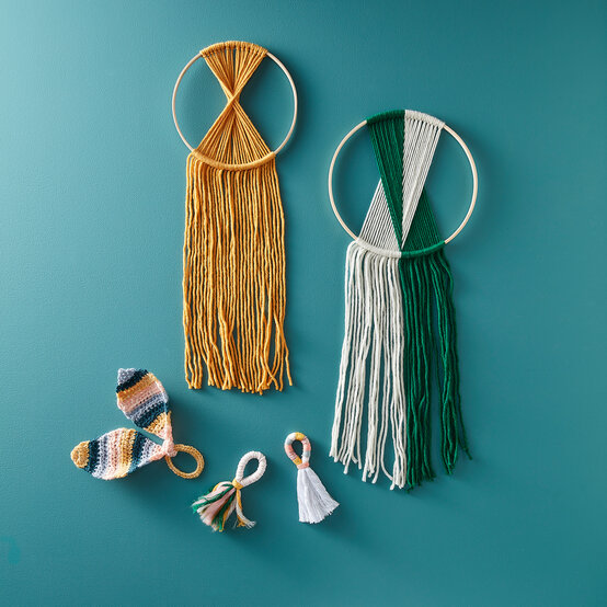 3 Ways to Use Scrap Yarn image number 1