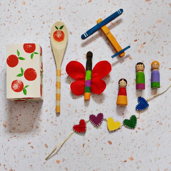 Hobbycraft Box of Wooden Craft image number 3