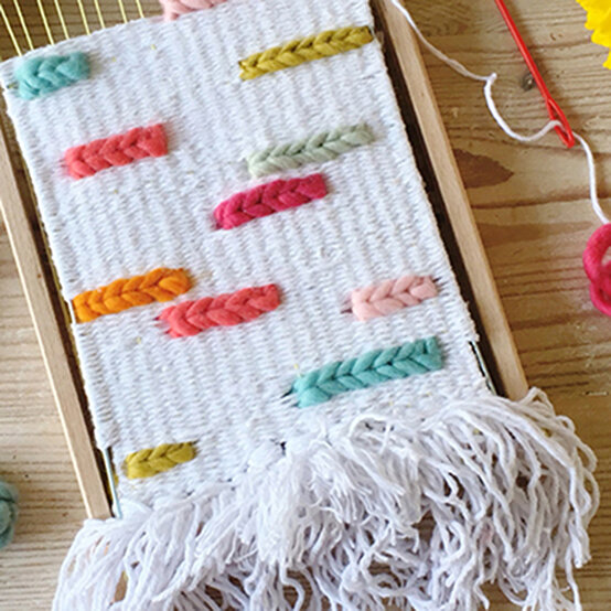 How to Make a Soumak Colour Pop Weave image number 1