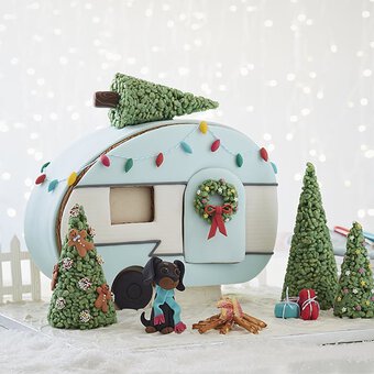 How to Make a Caravan Christmas Cake
