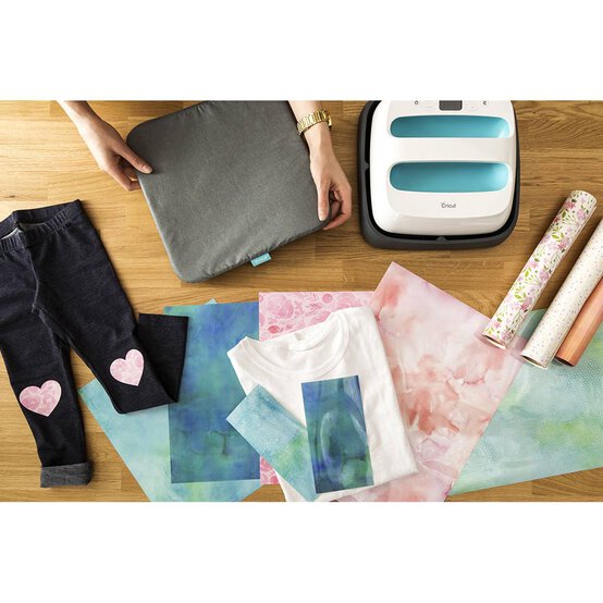 Cricut EasyPress Heat Resistant Mat 30.5cm x 30.5cm image number 6