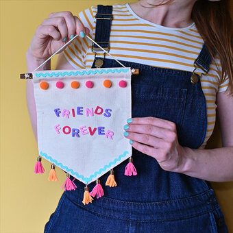 How to Make a Friendship Banner