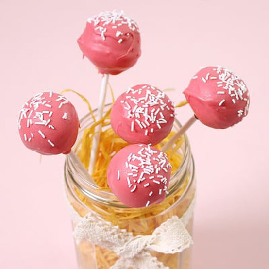 How to Make Cake Pops image number 1