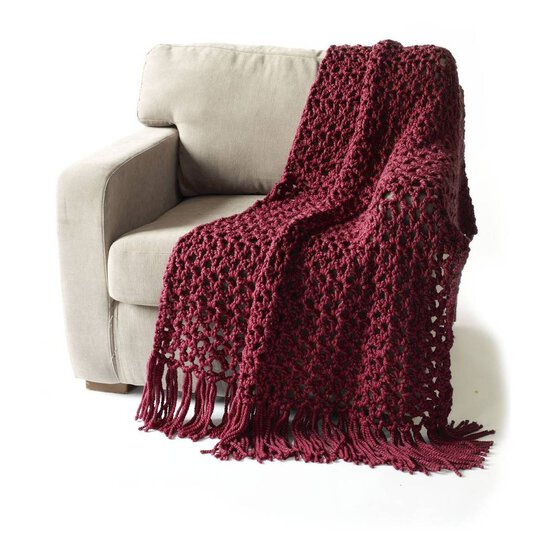 FREE PATTERN Lion Brand Thick and Quick 5 and a Half Hour Throw 90208AD image number 1