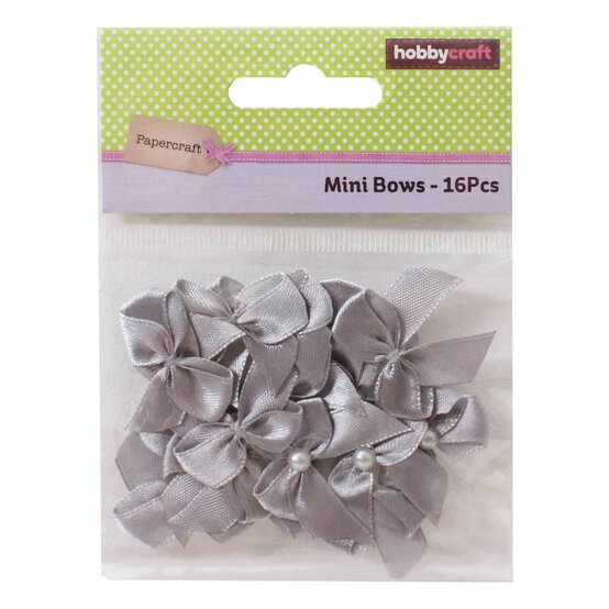 Mini Silver Pearl Bows 16 Pack image number 2