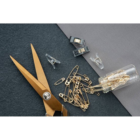 Hemline Gold Safety Pins 50 Pack image number 3
