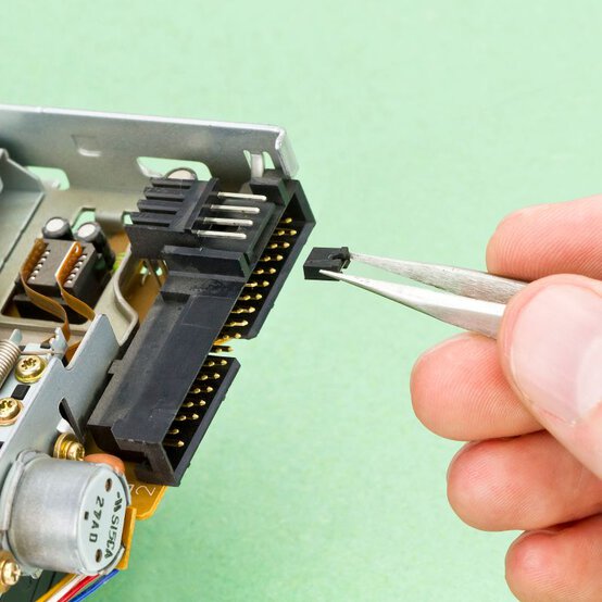 Modelcraft No.3 Fine Stainless Steel Tweezers image number 3