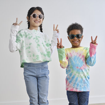 How to Tie Dye T-Shirts