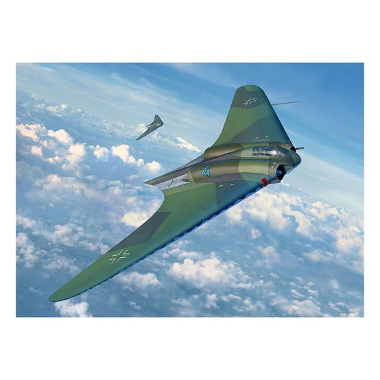 Revell Horten Go229 A Model Kit 1:48 image number 5