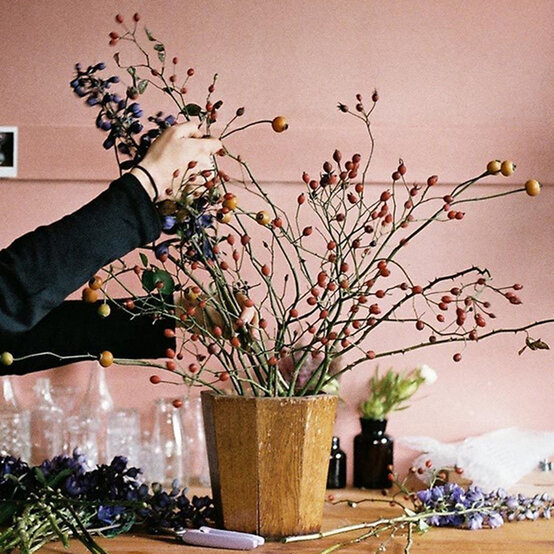 8 Ways to Craft Christmas Table image number 1