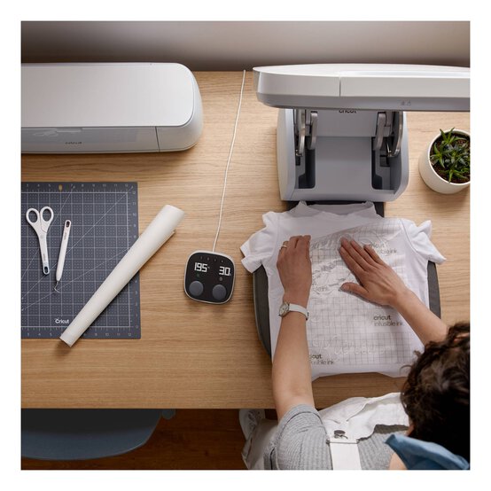 Cricut Autopress image number 6