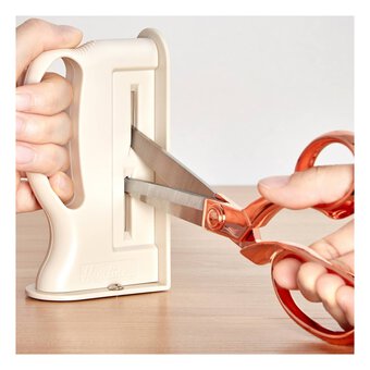 Hemline Scissors Sharpener