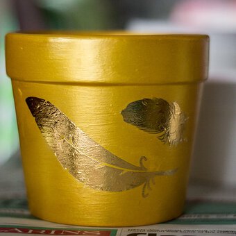 How to Make Temporary Tattoo Plant Pots