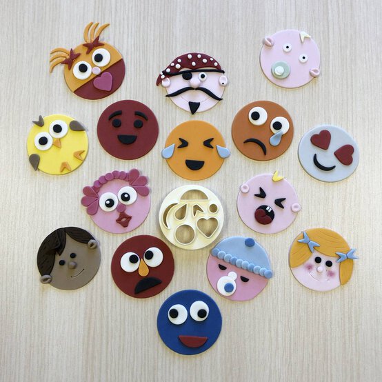 FMM Mix 'n' Match Funny Face Cutter image number 3