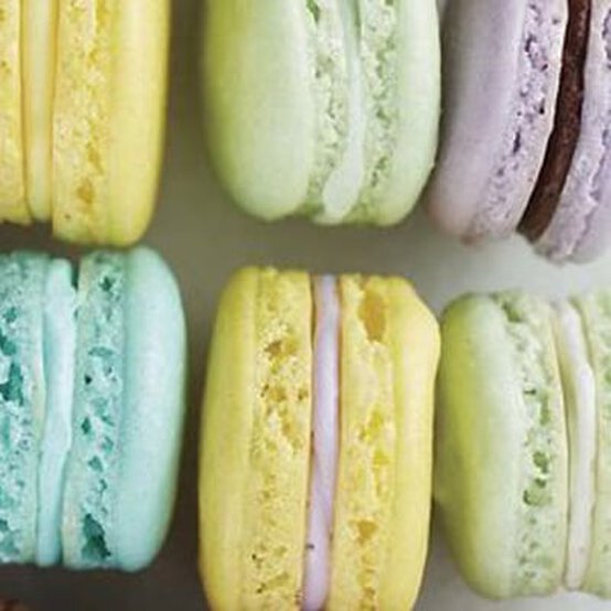 How to Make Colourful Macarons image number 1
