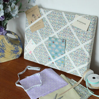 How to Make a Ribbon Noticeboard