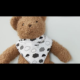 How to Sew Two Different Styles of Baby Bibs