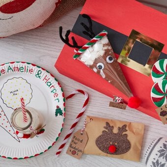 How to Make a Santa Christmas Eve Box For Kids