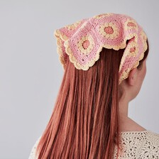 How to Crochet a Daisy Bandana