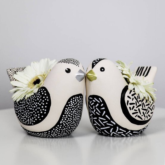 Uni-ball White Posca Marker Pens 8 Pack image number 4