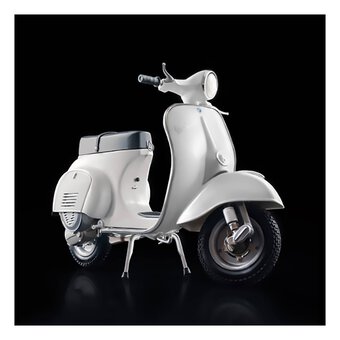 Italeri 125 Primavera Vespa Scooter Model Kit 1:9