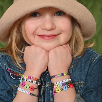 How to Make Personalised Friendship Bracelets with Beads