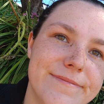 Chloe Hewitt - Artisan