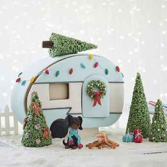 How to Make a Caravan Christmas Cake