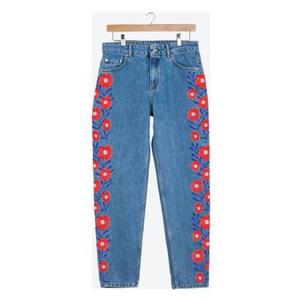 FREE PATTERN DMC Poppy Garland Embroidery 0186