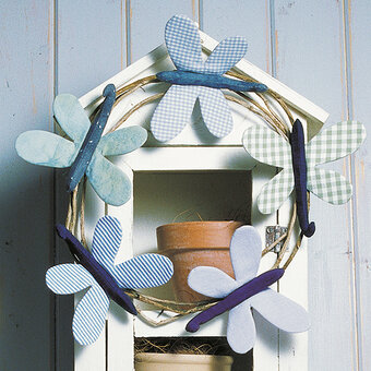 How to Sew a Fabric Dragonfly