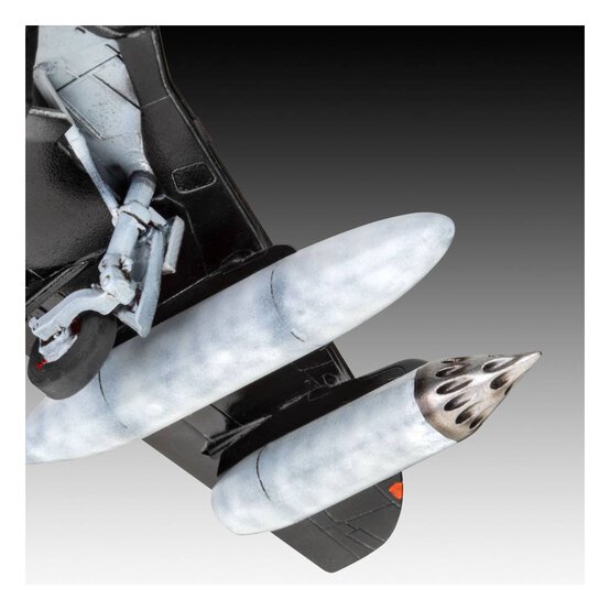 Revell BAe Hawk T.1 Model Kit 1:72 image number 5