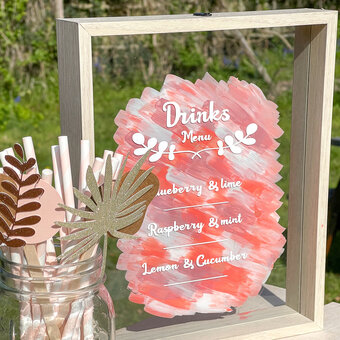 Cricut: How to Make a Painted Bar Sign