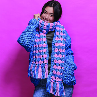 How to Crochet a Granny Stripe Scarf